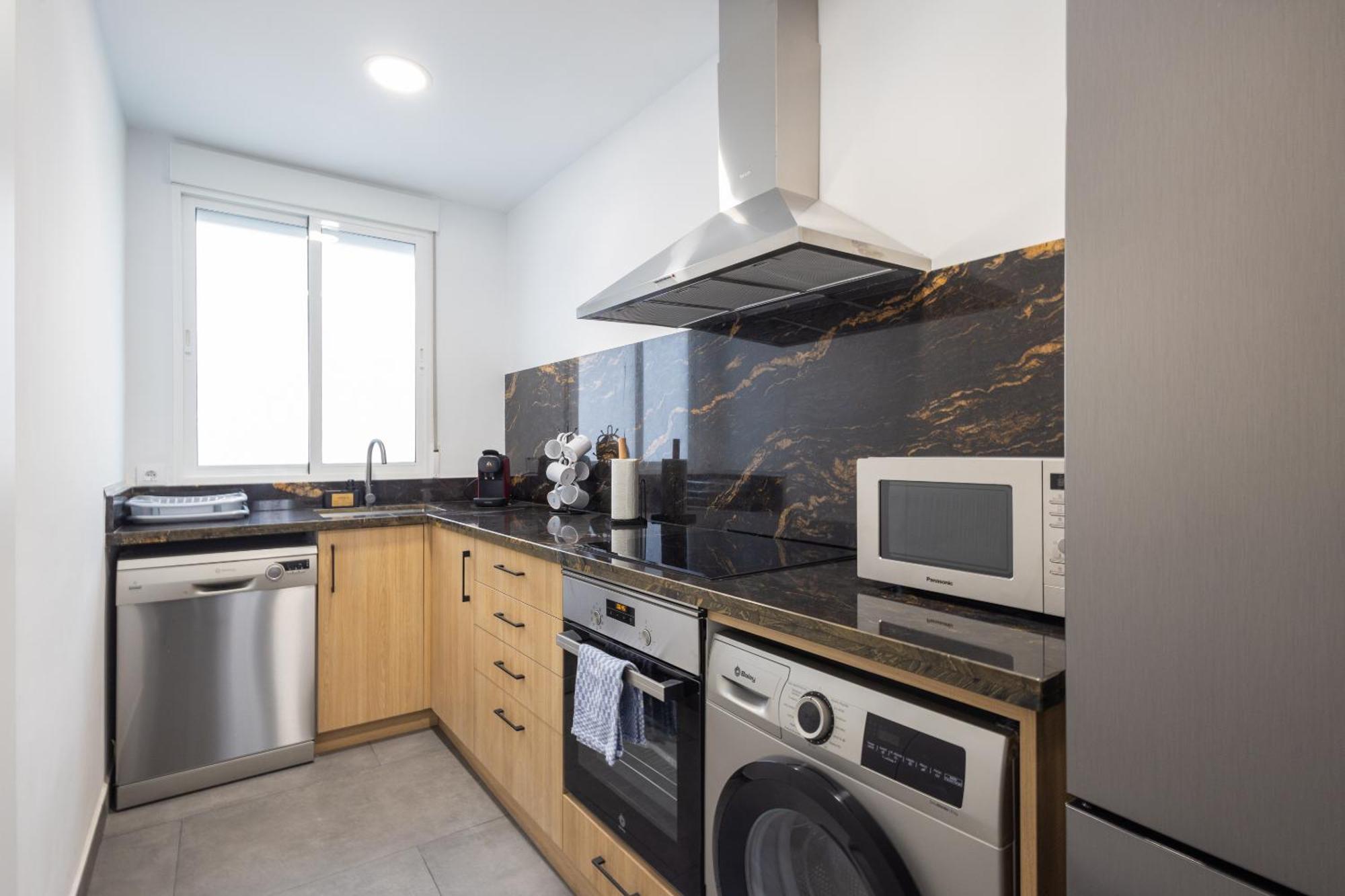 Florit Flats - The Patraix Appartement